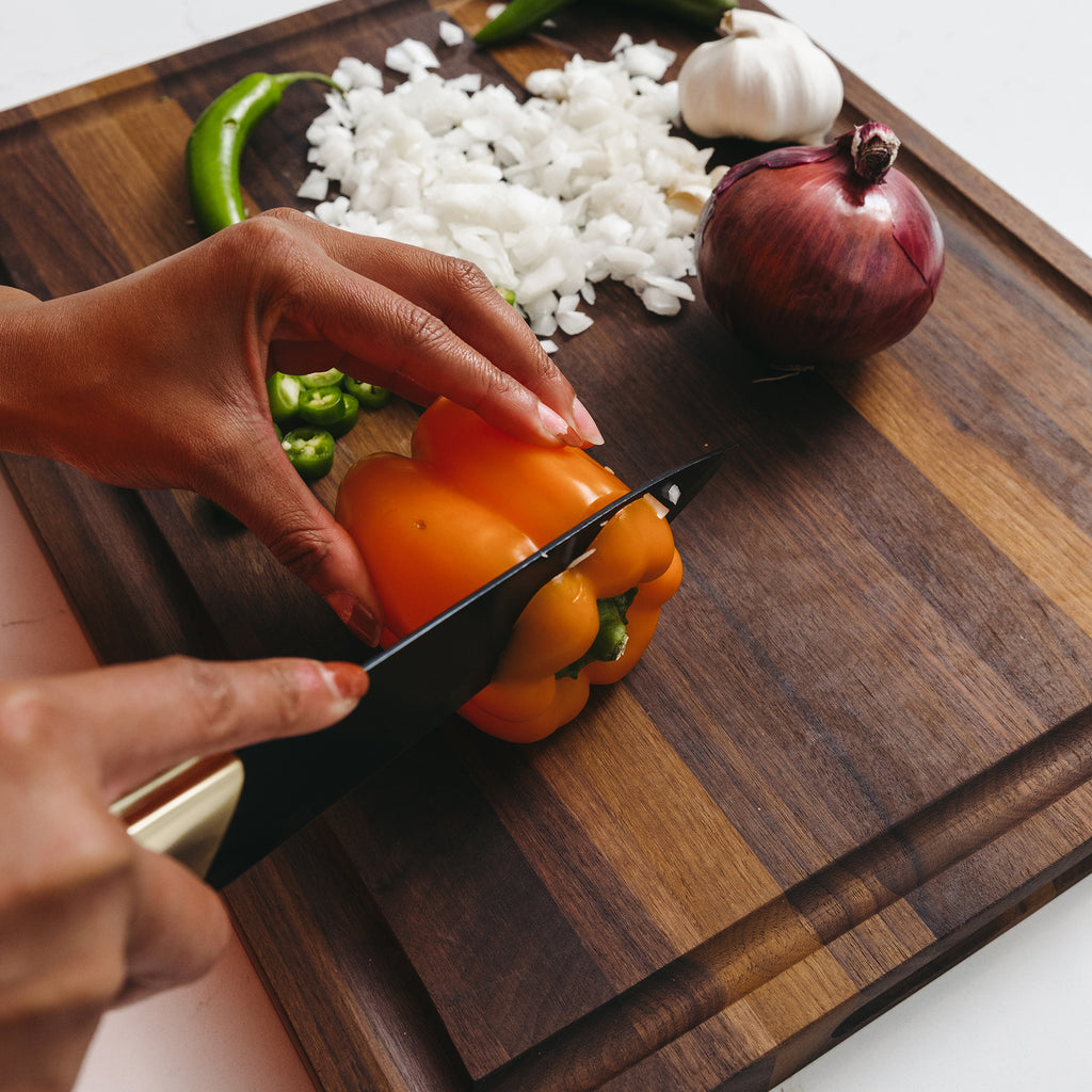 MOOGCO Walnut Cutting Boards - Large Thick Walnut Cutting Board with Juice Groove (17x12.6) Reversible Large Wooden Chopping Board